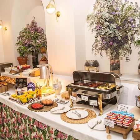 Apartamentos Boutique Vida Sevilla Kültér fotó