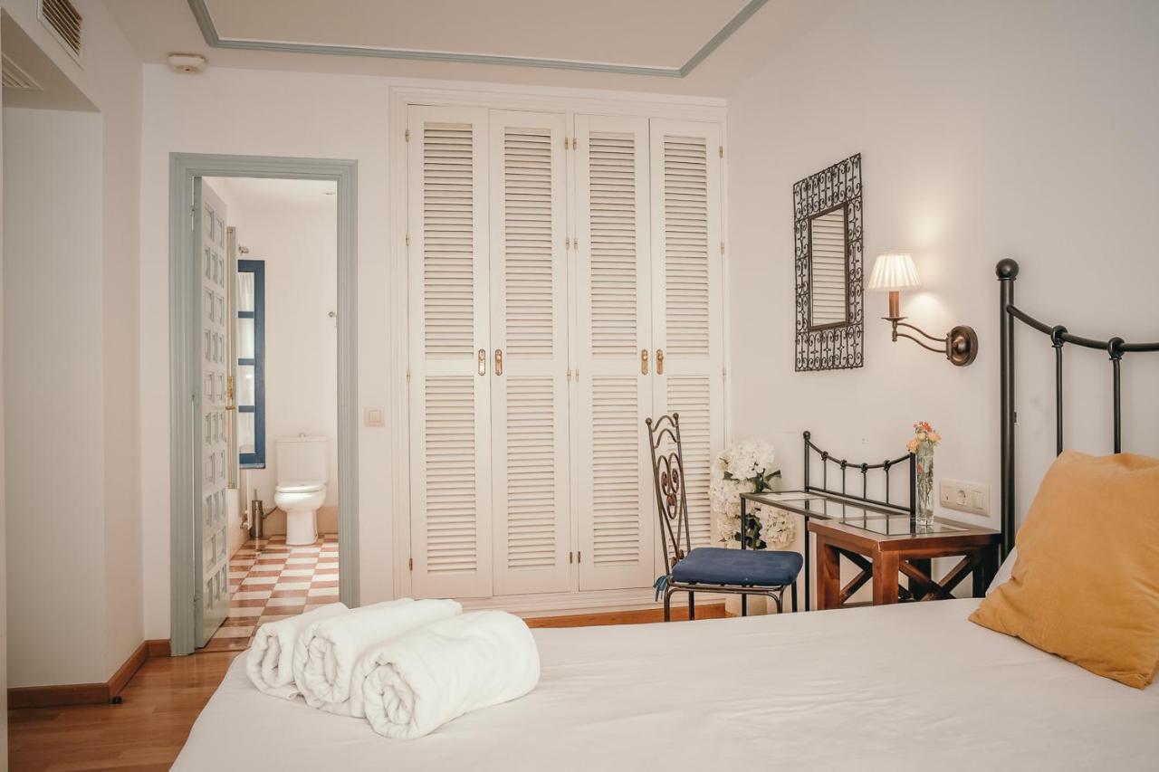 Apartamentos Boutique Vida Sevilla Kültér fotó