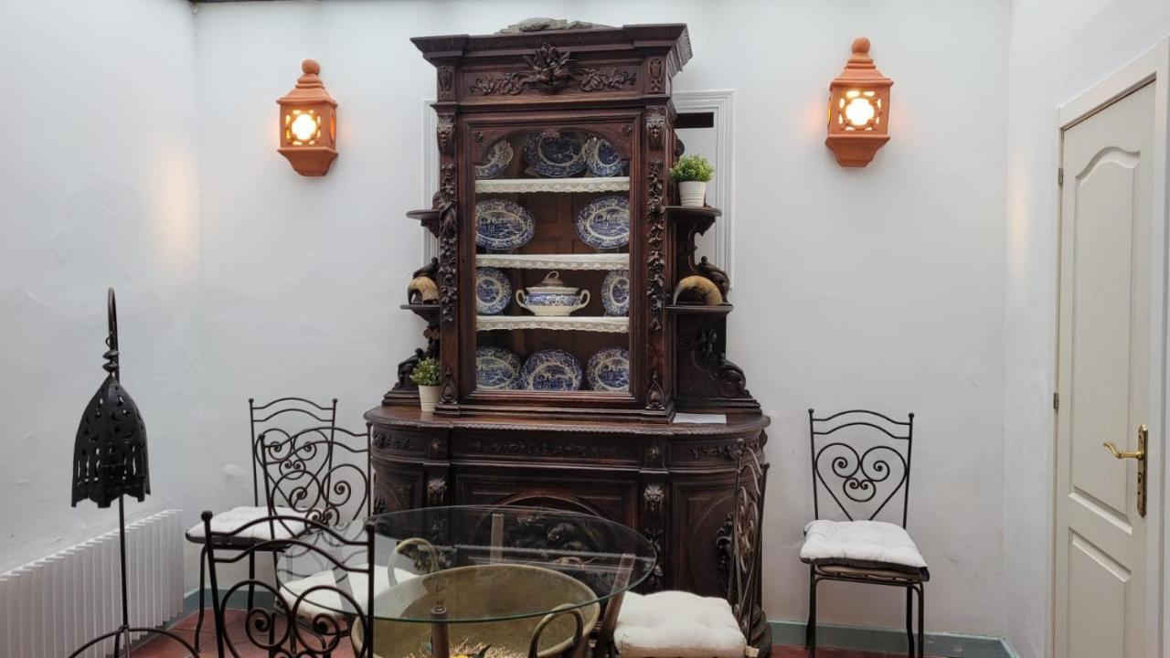 Apartamentos Boutique Vida Sevilla Kültér fotó