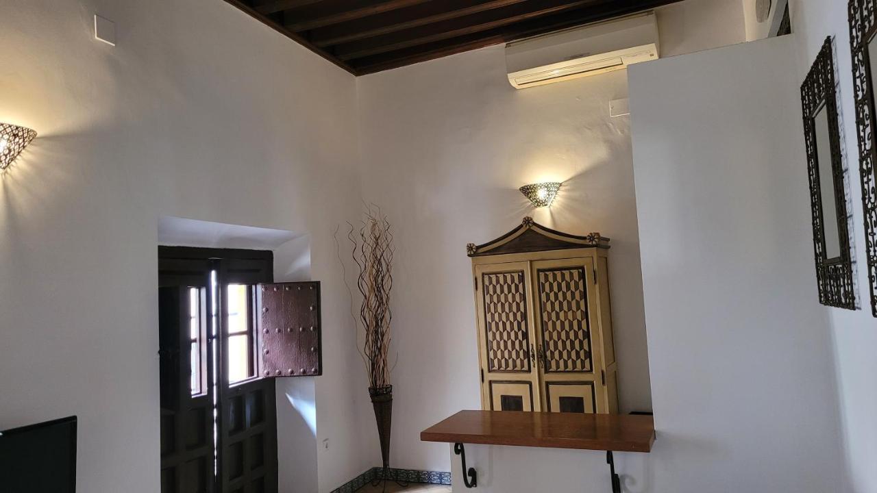Apartamentos Boutique Vida Sevilla Kültér fotó